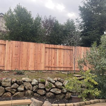 Fence Lifts - Fences & Gates Near Me - Roseville, California