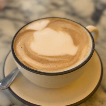 Flipper's - Cappuccino - Pancakes Near Me - West Hollywood, California