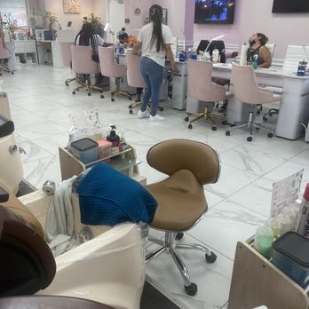 T-Nailroom - Day Spas Near Me - New Haven, Connecticut T-Nailroom - Day Spas Near Me - New Haven, Connecticut