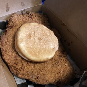 Lew's Grill & Bar - Tenderloin sandwich - American Near Me - Kansas City, Missouri