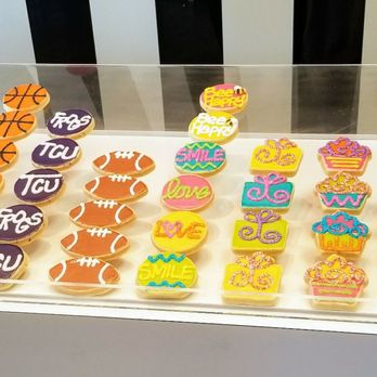 Glitz Bakery - Gorgeous! - Desserts Near Me - Benbrook, Texas Glitz Bakery - Gorgeous! - Desserts Near Me - Benbrook, Texas