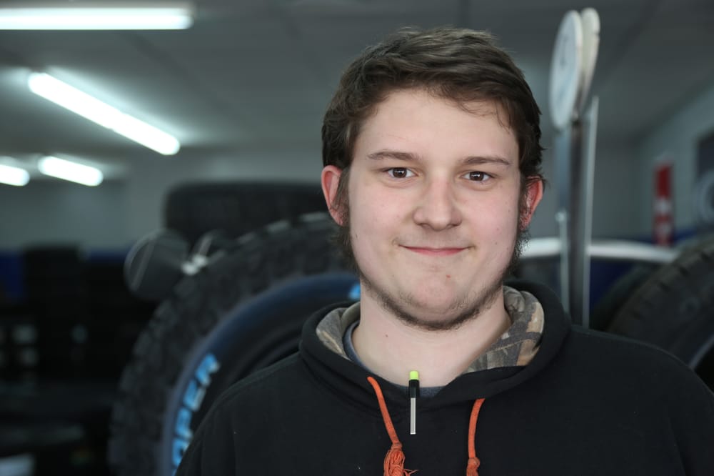 WHITE TIRE CENTER SPRINGS ROAD Updated September 2024 21 Photos