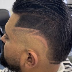 Solana Barber Shop - Burst fade with design