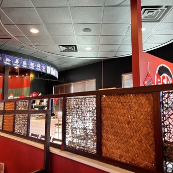 Red 8 - the interior of a chinese restaurant - Sushi Bars Near Me - Lehi, Utah