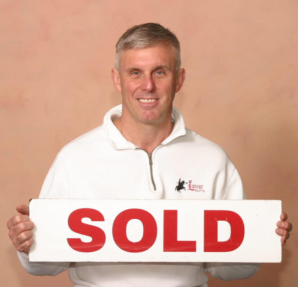 LANCER REALTY COMPANY Updated September 2024 2170 W Sprague Rd, Parma, Ohio Real Estate