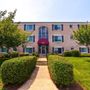 Dulles Glen Apartments