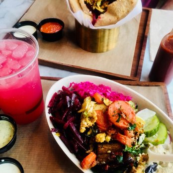 Brassica - Salad bowl and brisket pita with all the fixings, sauces on the side and minty pink lemonade - Mediterranean Near Me - Columbus, Ohio