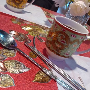 Chin Hills - Long spoon and metal chopsticks, Korean style - Korean Near Me - Kenmore, New York