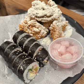 Vons Chicken - Kimbap and fried chicken combo - Chicken Shop Near Me - Mountain View, California