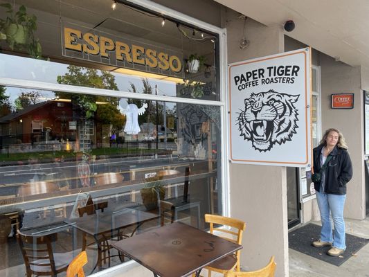 Paper Tiger Coffee Roasters by null