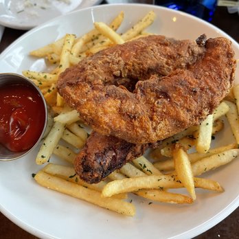 Feast Raw Bar & Bistro - Kids chicken strips - New American Near Me - Bozeman, Montana