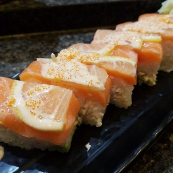 Sushi Ari - Salmon in the Box Roll - Sushi Bars Near Me - Puyallup, Washington Sushi Ari - Salmon in the Box Roll - Sushi Bars Near Me - Puyallup, Washington