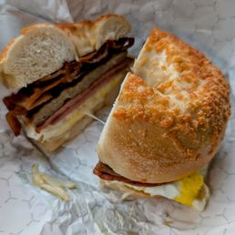 Pr, egg, Bacon, sausage cheese bagel