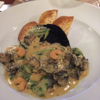 L'Intimiste - Steakhouses Near Me - Levis, Quebec