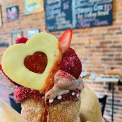 Little Bakery - Chimney cake