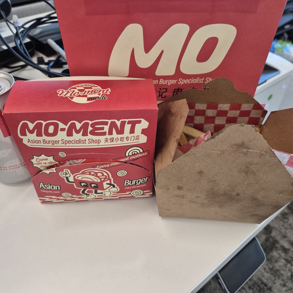 Mo-Ment - Burgers Near Me - Vancouver, British Columbia