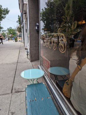 Coco's neighbourhood coffee shop by null