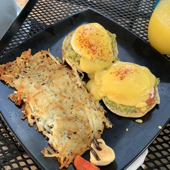Robins - Eggs Benny - Breakfast & Brunch Near Me - Salida, Colorado