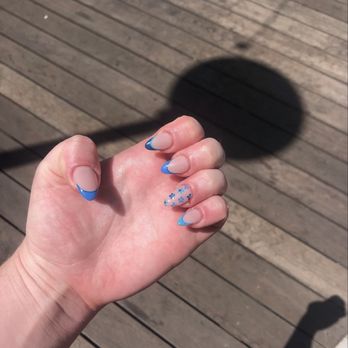Varnish Lab - Nail Salons Near Me - Playa Vista, California