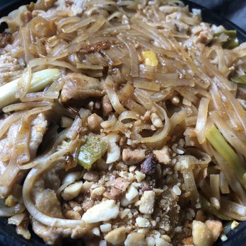 Thai at Laurel - Pork Pad Thai! - Thai Near Me - Laurel, Maryland