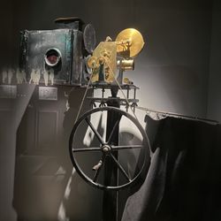 Cinémathèque Française - Projector
