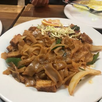Thai Cafe - Pad kee mao - Thai Near Me - Prescott Valley, Arizona