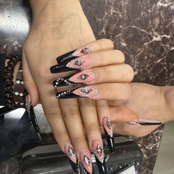 K Queen's Nail Salon