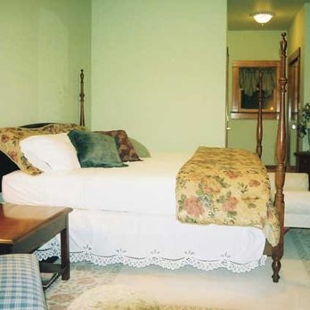 Providence Inn - i have also stayed in this green room - Bed & Breakfast Near Me - Denison, Iowa Providence Inn - i have also stayed in this green room - Bed & Breakfast Near Me - Denison, Iowa