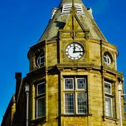 Apricot Meringue - The clock Clitheroe