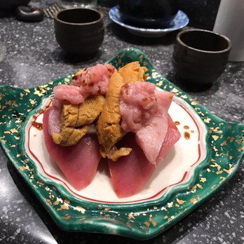 Sushi Murayama - Everything amazing all in one (including Uni & Otoro), so large it'll take a few bites. - Sushi Bars Near Me - Honolulu, Hawaii Sushi Murayama - Everything amazing all in one (including Uni & Otoro), so large it'll take a few bites. - Sushi Bars Near Me - Honolulu, Hawaii