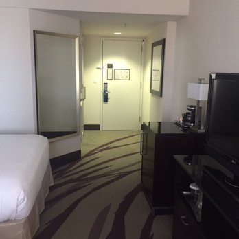 Hilton Long Beach - Hotels Near Me - Long Beach, California Hilton Long Beach - Hotels Near Me - Long Beach, California