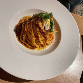 GIADA - spicy bucatini - Italian Near Me - Las Vegas, Nevada