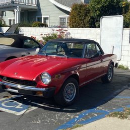 1975 Fiat 124 Spyder 1975 Fiat 124 Spyder