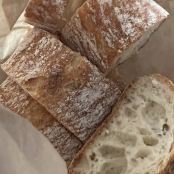 Molto Trattoria - Basket of fresh homemade Italian Bread. VG! - Italian Near Me - Naples, Florida