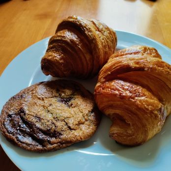 Arsicault Bakery - Croissant, Ham and Cheese croissant, and Chocolate chip cookie - Bakeries Near Me - San Francisco, California