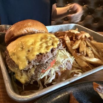 King Ranch Texas Kitchen - Cheeseburger - Steakhouses Near Me - Houston, Texas