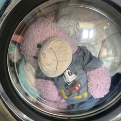 Wash Em Up - Great machines, lots of space. good prices