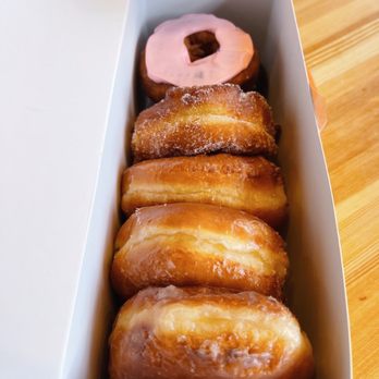 Lee's Donuts - Love their honey dip the most! - Donuts Near Me - Vancouver, British Columbia