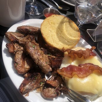 Back Bay Social - Breakfast Sandwich - New American Near Me - Boston, Massachusetts