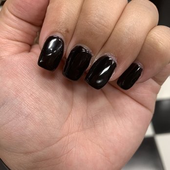 Nails La Vie - Uneven not square - Nail Salons Near Me - Honolulu, Hawaii