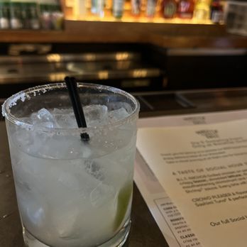 Bonefish Grill - $7 happy hour margarita - Seafood Near Me - Franklin, Tennessee