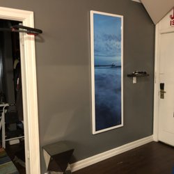 The frame Joseph picked matched my apartment perfectly.  beyond grateful to this man!
