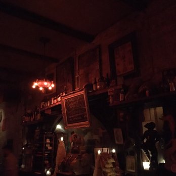 La Carafe - Wine Bars Near Me - Houston, Texas La Carafe - Wine Bars Near Me - Houston, Texas
