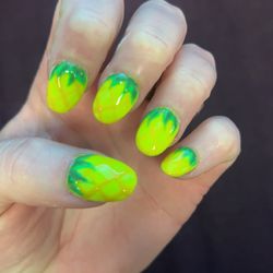 Flamingnails