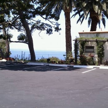 La Venta Inn - view from parking lot - Venues & Event Spaces Near Me - Palos Verdes Estates, California