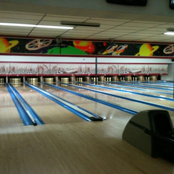 French King Bowling Center - Bowling Near Me - Erving, Massachusetts