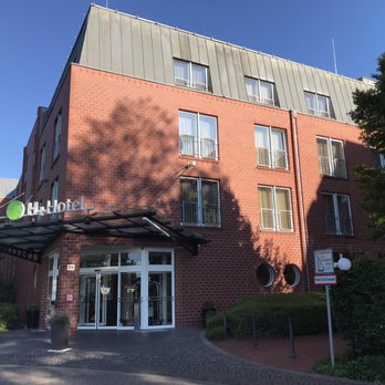 H+ Hotel - Haupteingang - Hotels Near Me - Hürth, NW