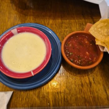 La Gran Riviera - Salsa and queso - New Mexican Cuisine Near Me - Pelham, Alabama La Gran Riviera - Salsa and queso - New Mexican Cuisine Near Me - Pelham, Alabama