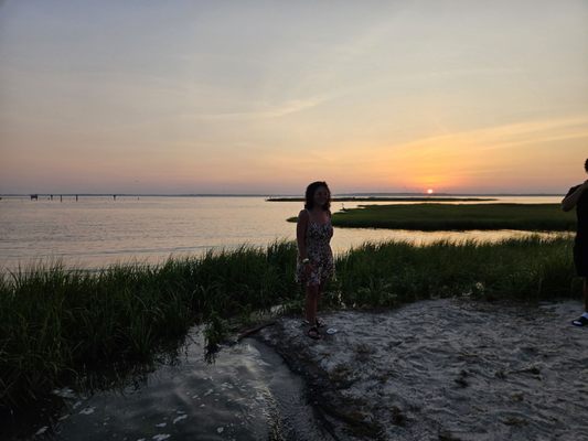 Macky's Bayside Bar & Grill by null