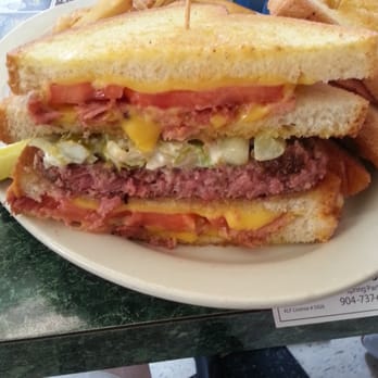 Metro Diner - Monstrous burger - Diners Near Me - Jacksonville, Florida